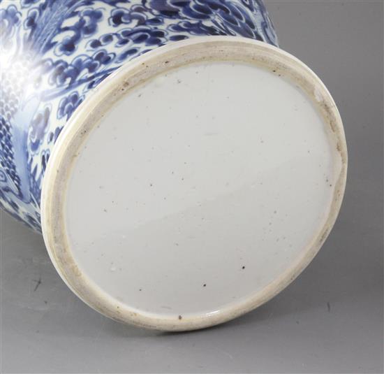 A Chinese blue and white baluster vase, Kangxi period, 41.5cm